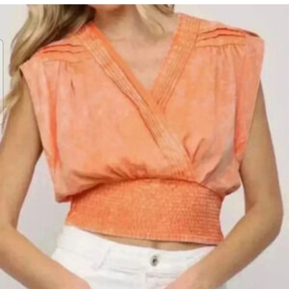 Fate Tops - FATE Smocked Crop Utility Blouse In Pastel Orange. Size Small